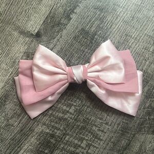 Oversized coquette hair bow 🎀